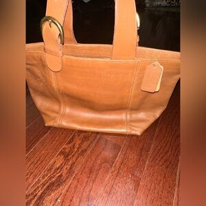 Vintage Coach Tan Leather Tote Bag - Timeless Everyday Carry